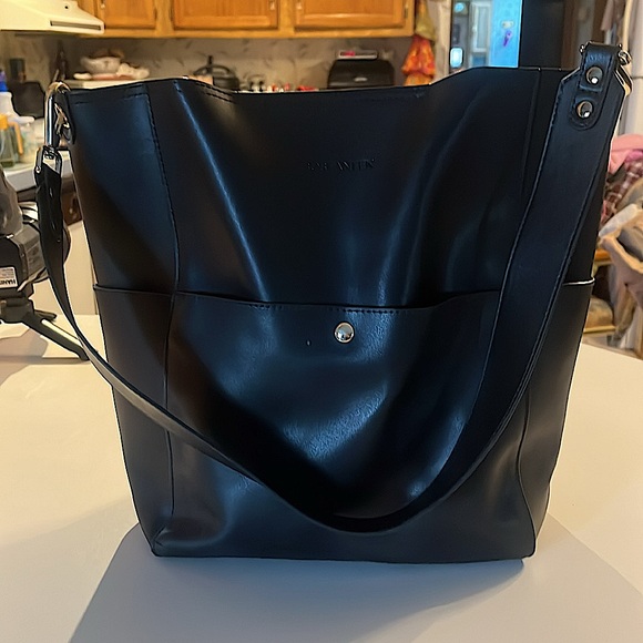 Bostanten Lotty Leather HOBO Bag. - Picture 2 of 9